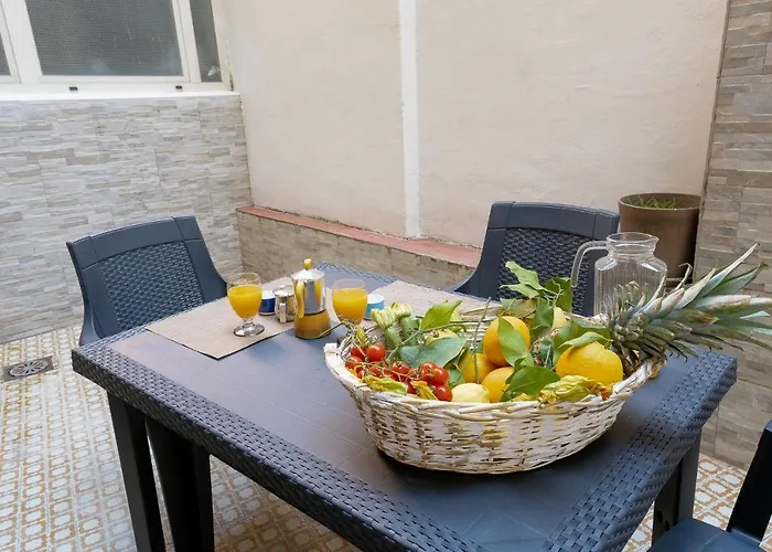 House Irene شقة *